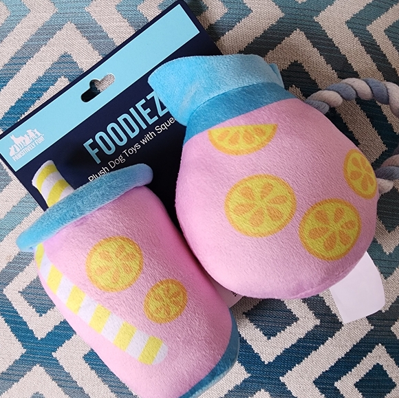 PINK Lemonade 2 pack dog squeek toys - Picture 1 of 3